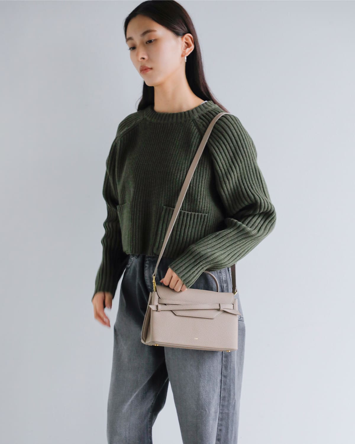 TOV トーヴ カウレザー シボ クロスリボン 2way ショルダー