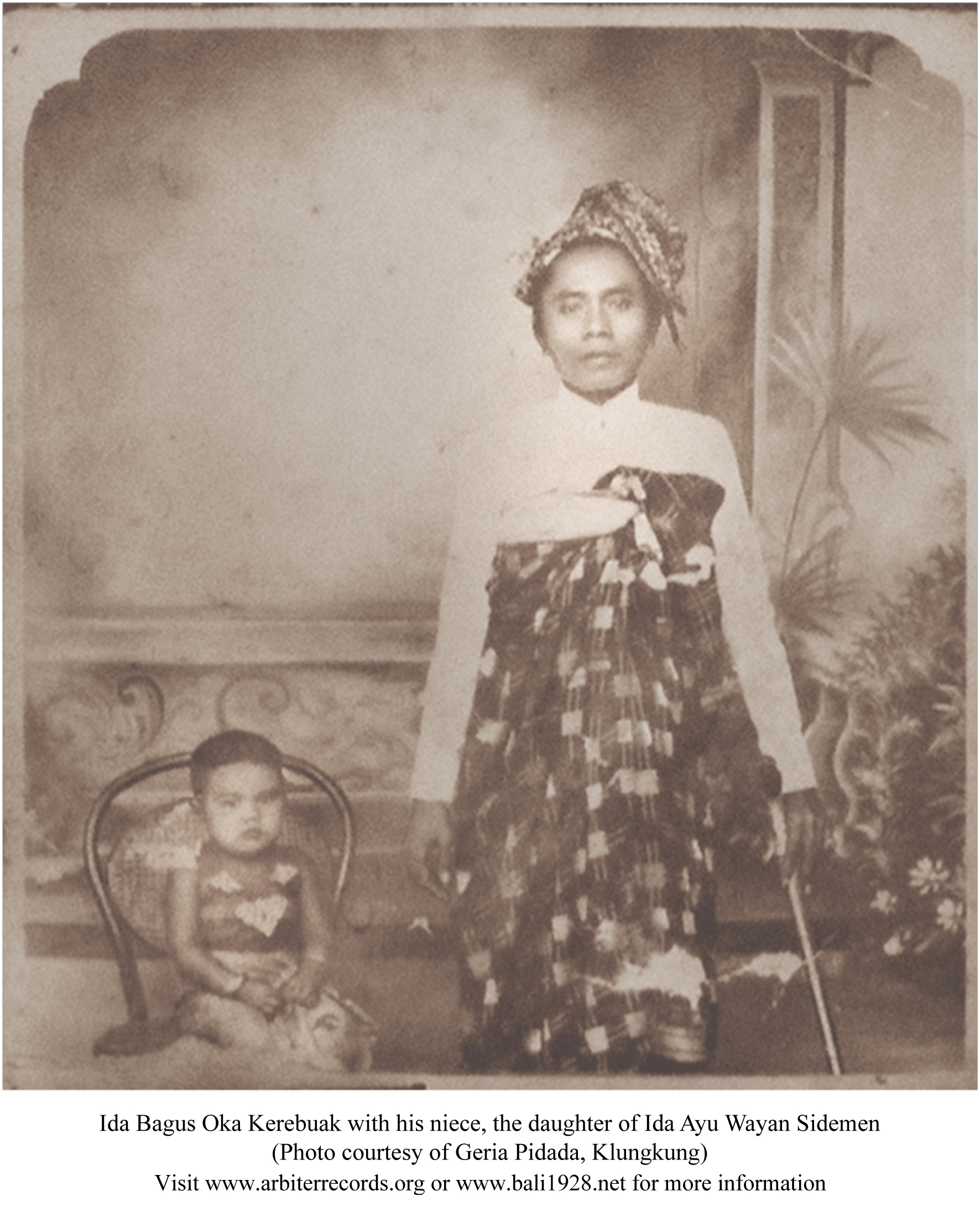 Bali 1928 photo album: CD II: Photo archive of these singers and