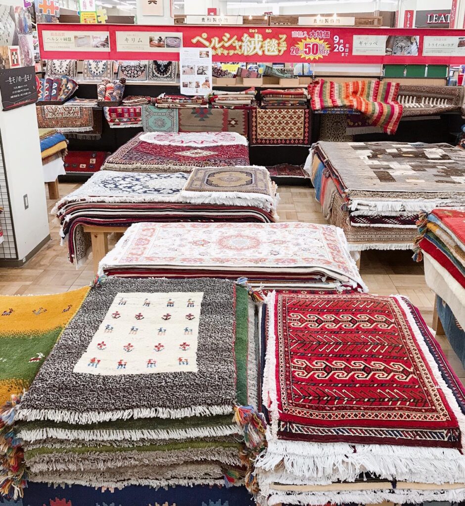 ペルシャ絨毯の世界 - ARC OASIS - アークオアシス｜画材・文具