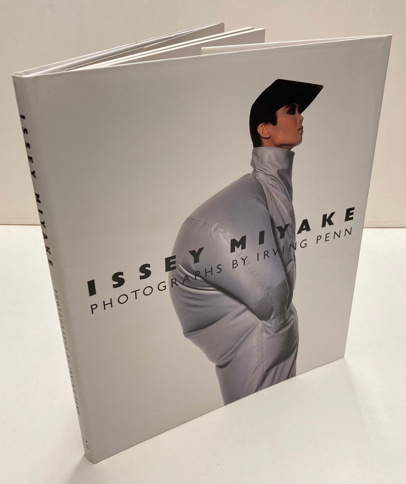 Issey Miyake | Irving PENN | First Edition