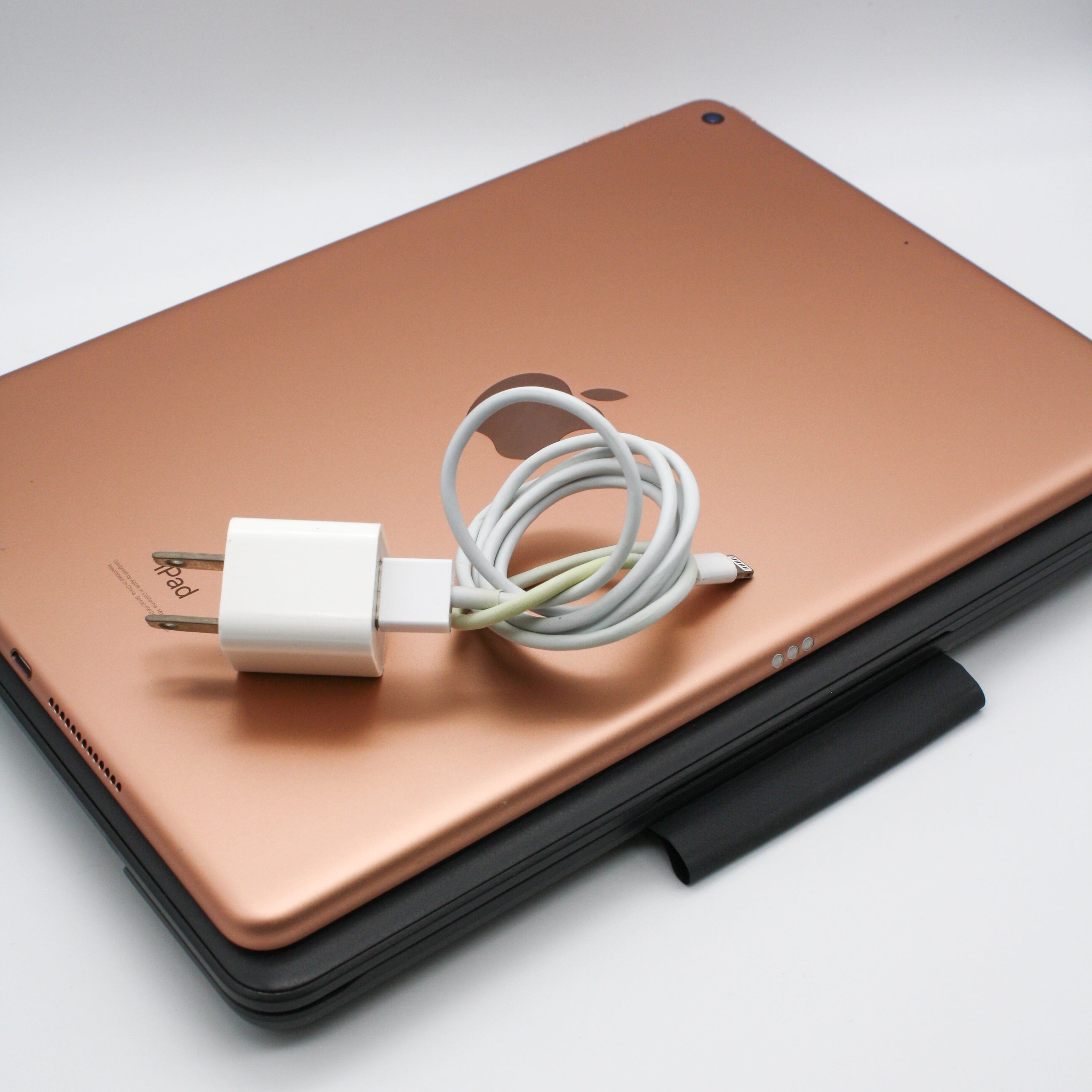 Apple iPad 7th Generation 32GB In Rose Gold – Ariel's Jewelry