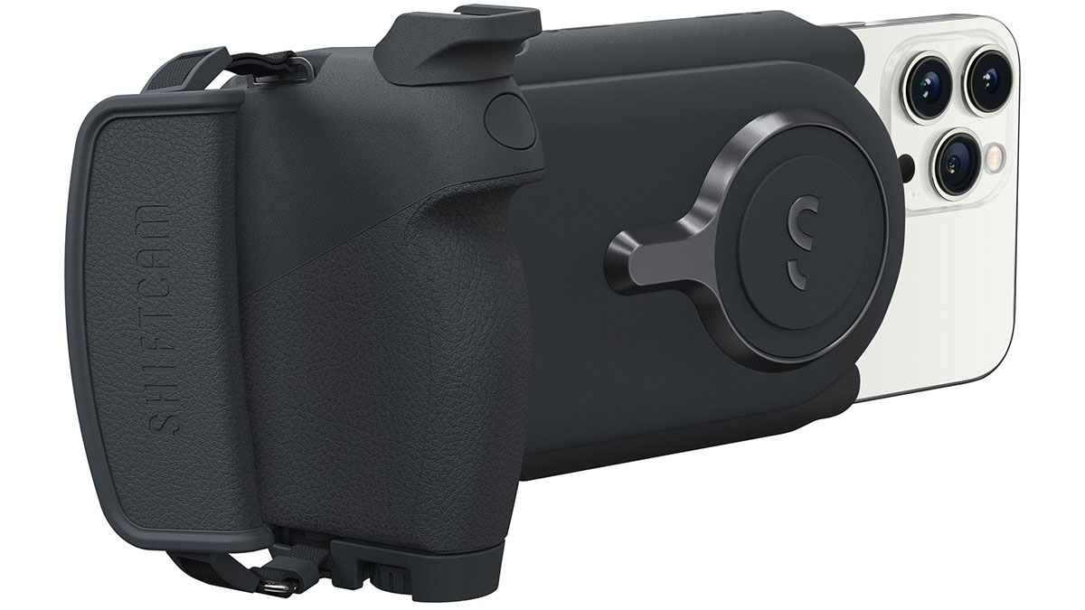 新製品】iPhone用の撮影グリップ「ShiftCam ProGripスターターキット