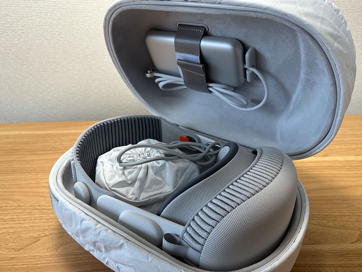 レビュー】Apple純正 Apple Vision Proトラベルケース | アイアリ
