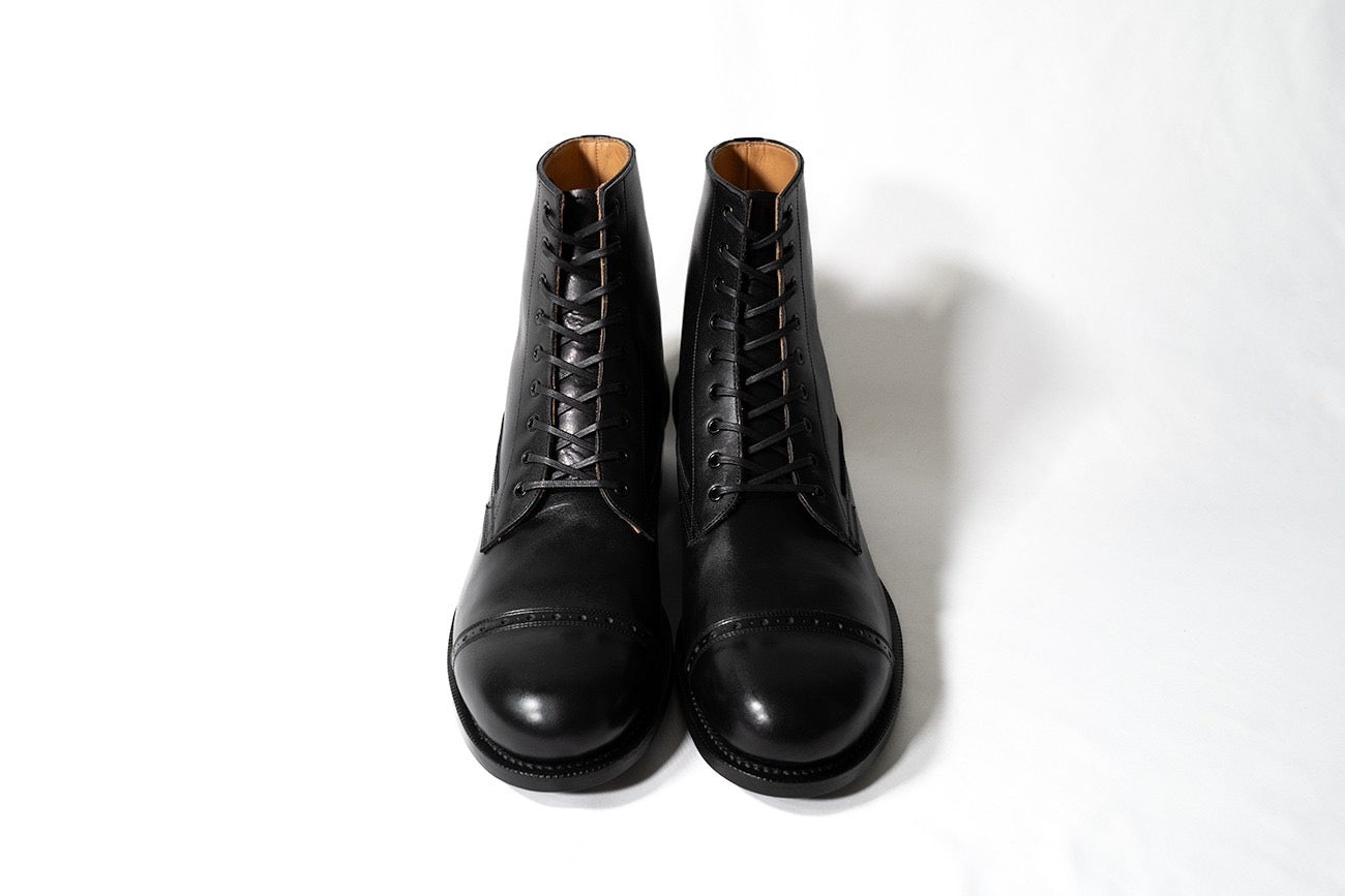 LOWELL – Aristocrat&Co.