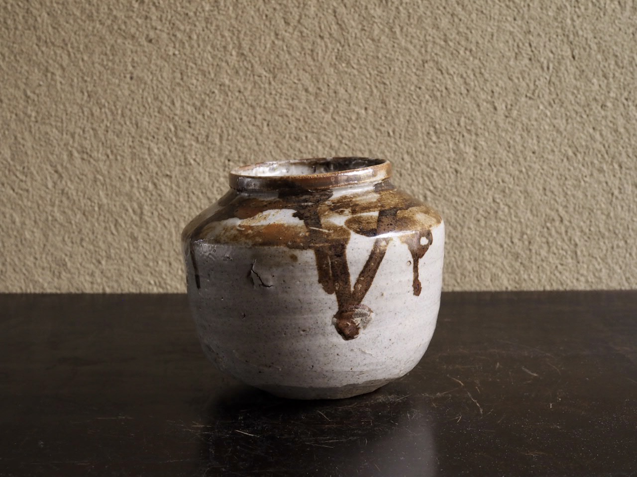 李朝鉄砂壺 | 古美術いもと