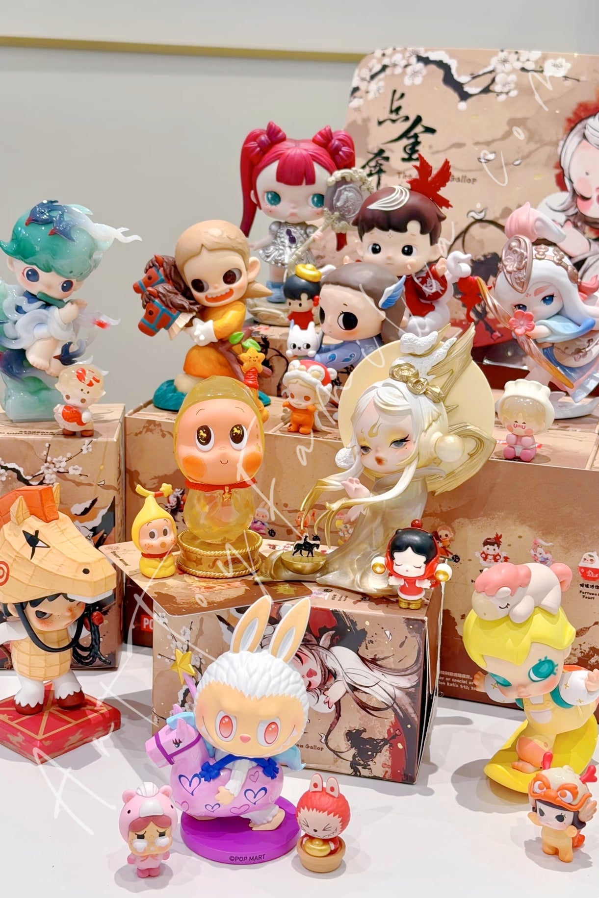 The Golden Gallop Series | POP MART – Art Toy Familia