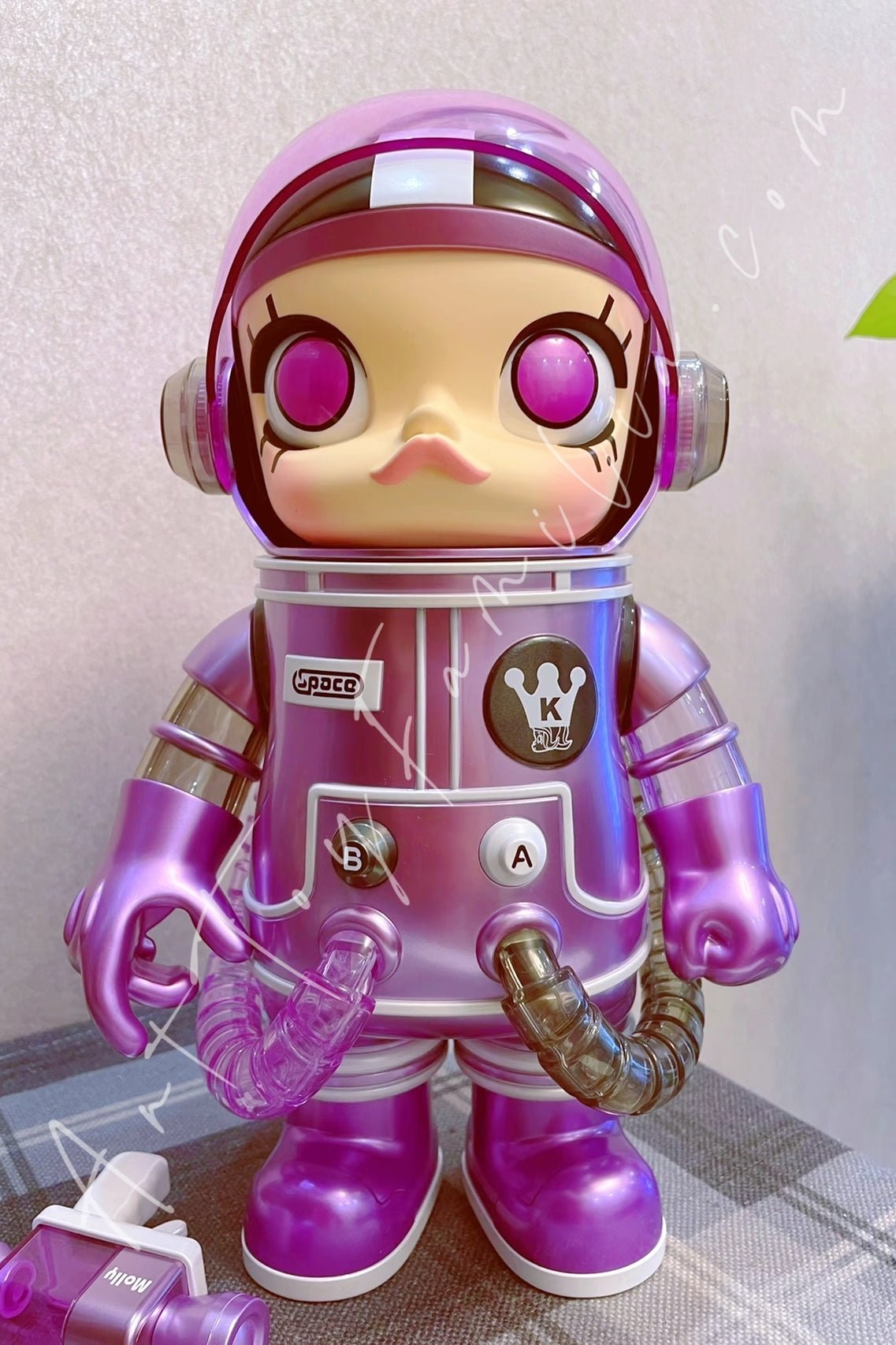 400% MEGA Space Molly 400% Shanghai 021 | POP MART – Art Toy Familia