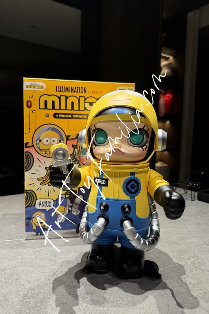 400% MEGA Space Molly 400% Minion | POP MART – Art Toy Familia