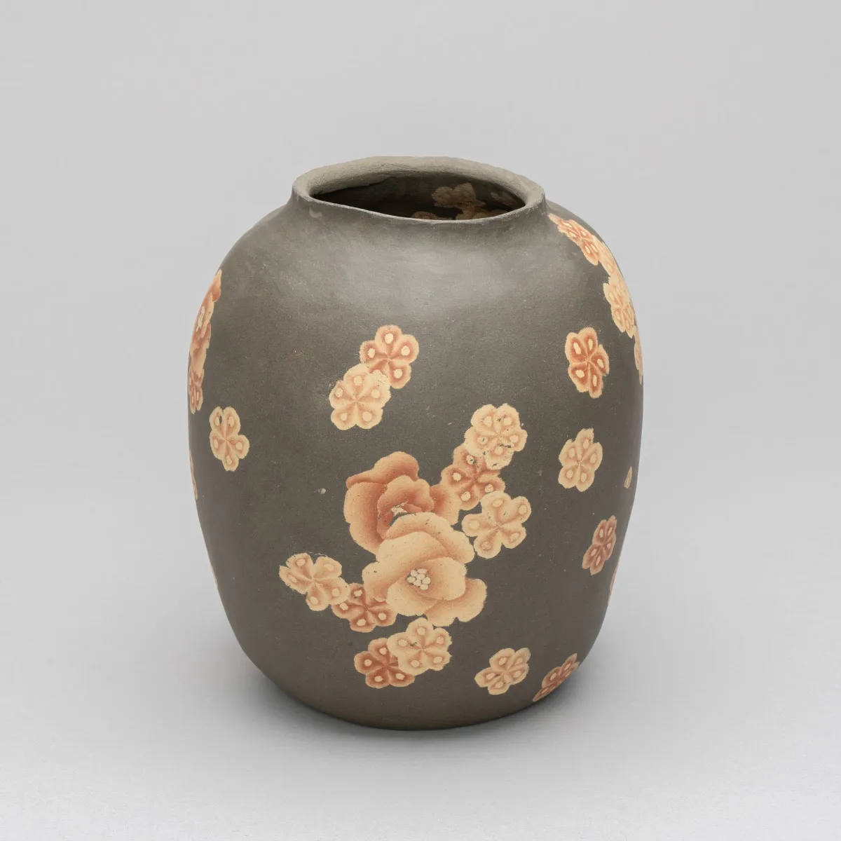 無名異練上花紋壺 | ARTerrace