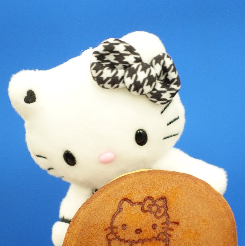 グッズ開封】キティちゃんの”カワイイ”で満たされる！「Hello Kitty展