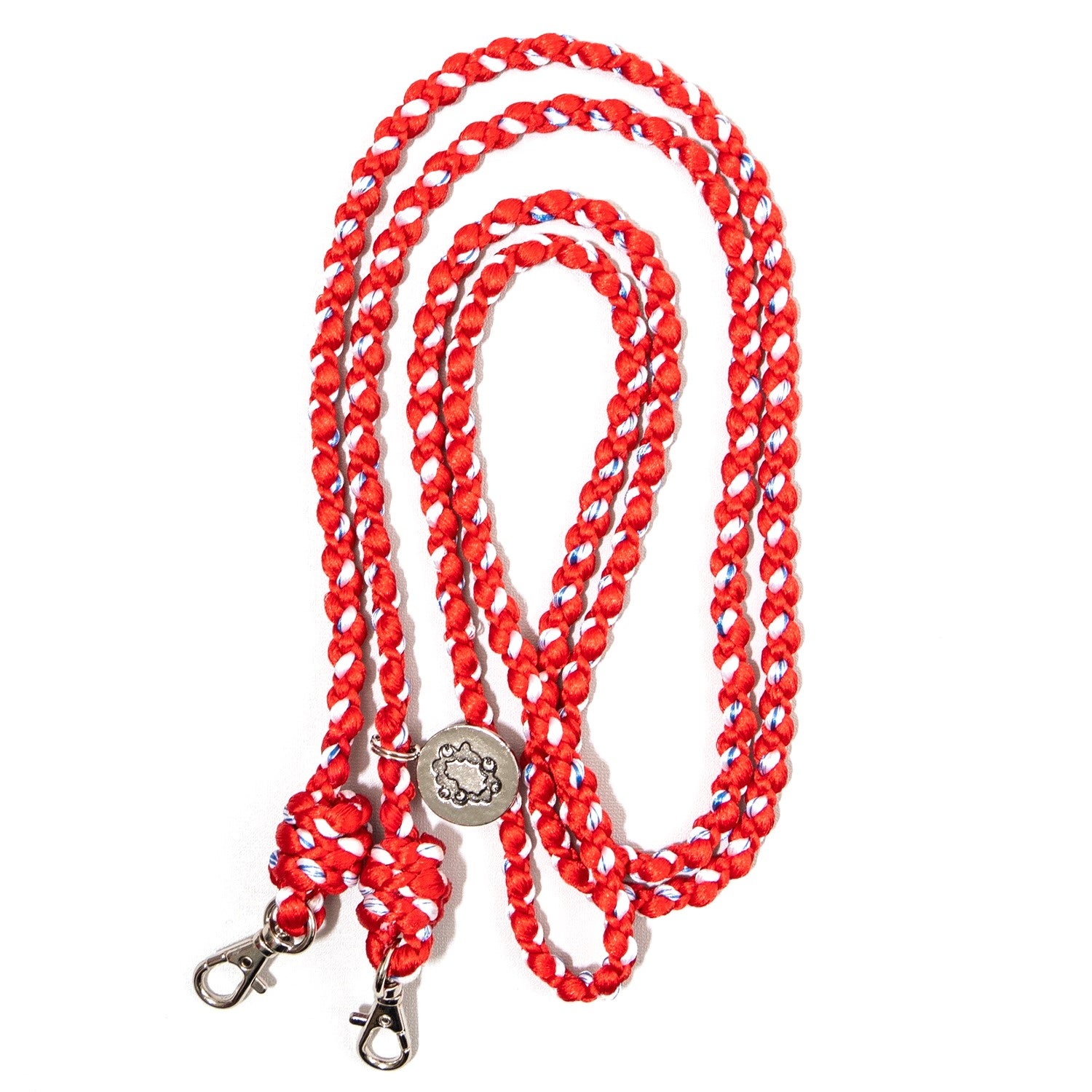 万博グッズ】ミャクミャクが組紐に!? 職人技が光るストラップ 糸の束を