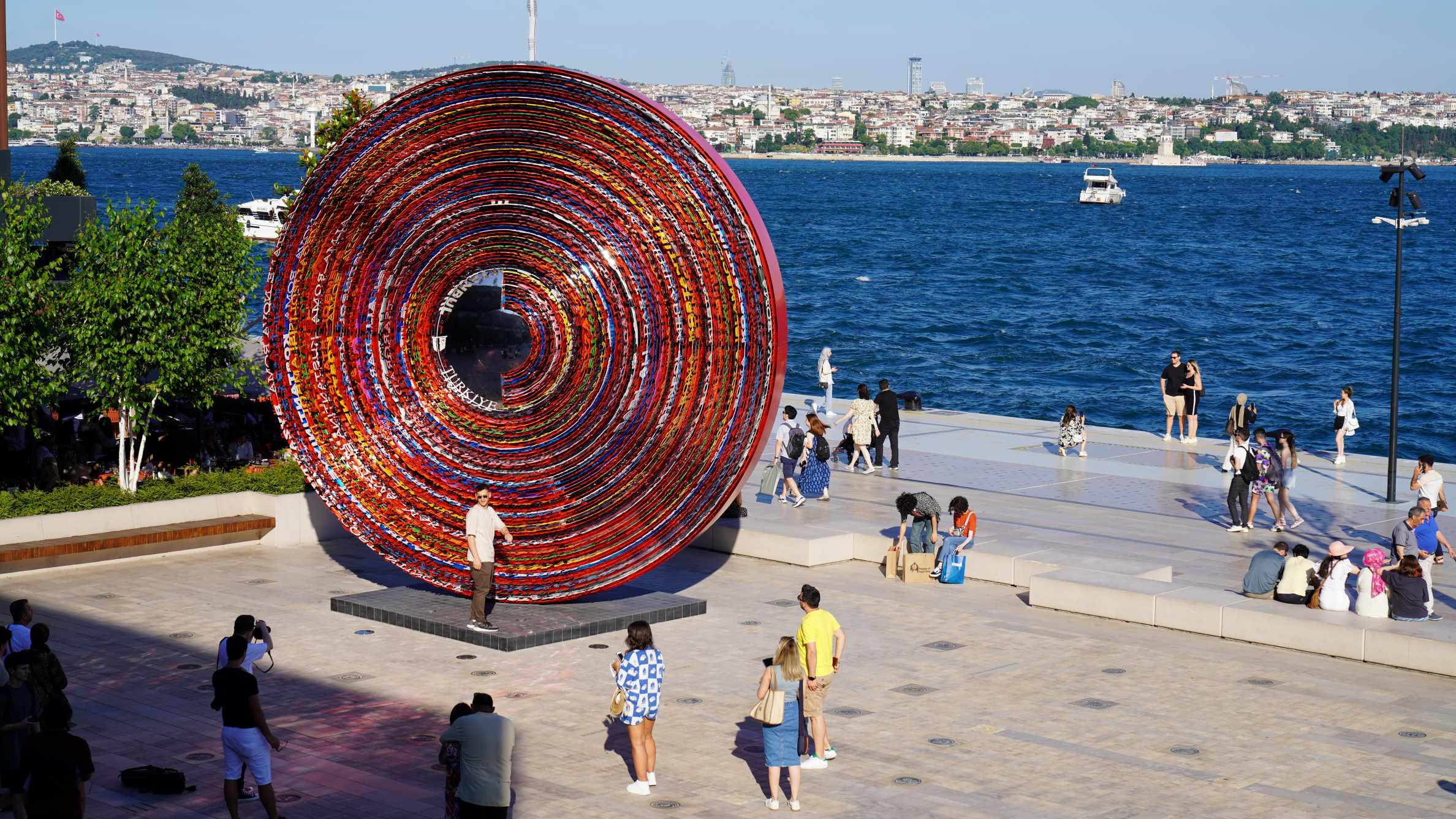Istanbul, the City of Names” public sculpture by Ahmet Güneştekin