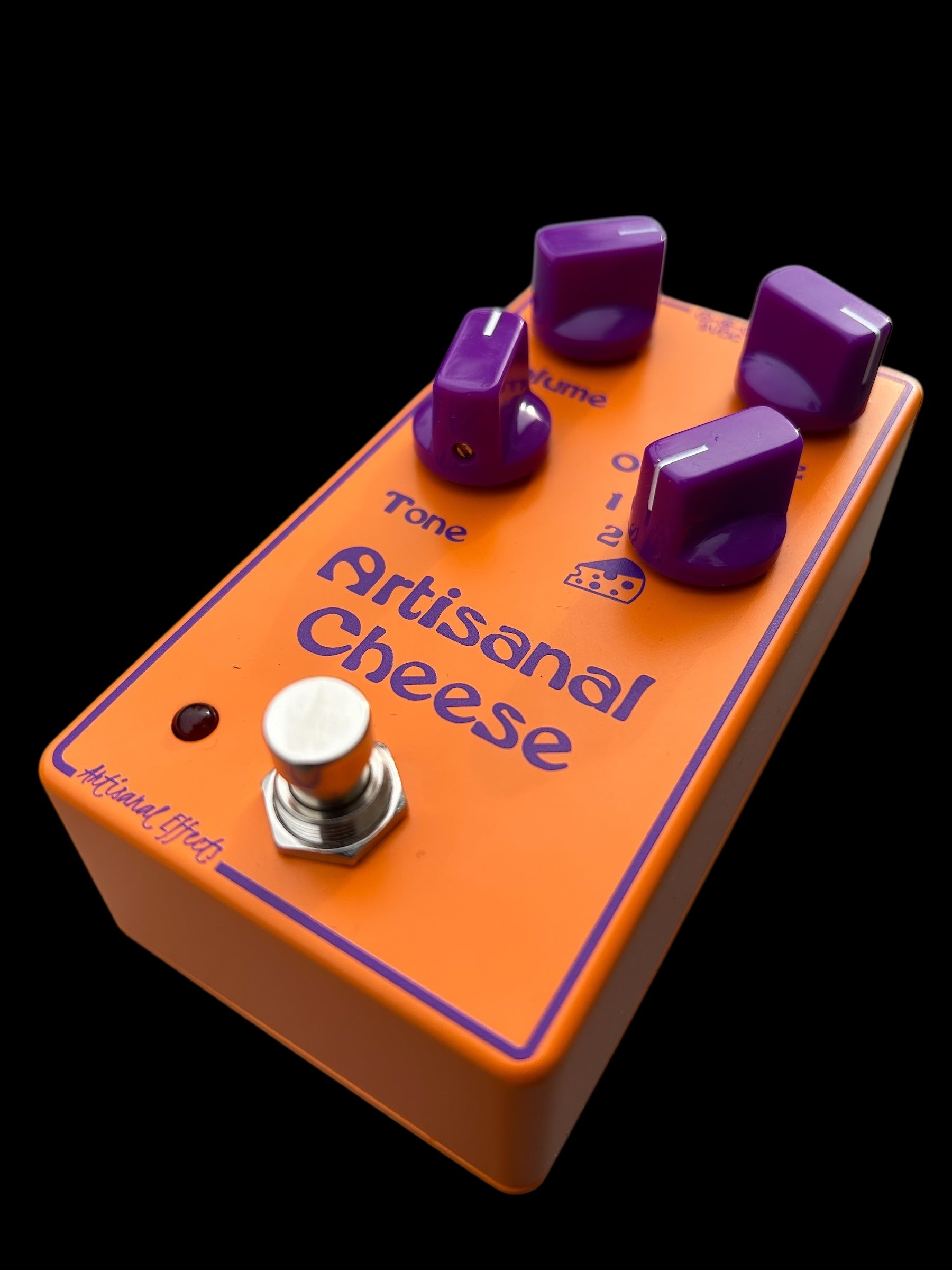 Artisanal Cheese Fuzz Pedal – Lovetone Big Cheese Clone
