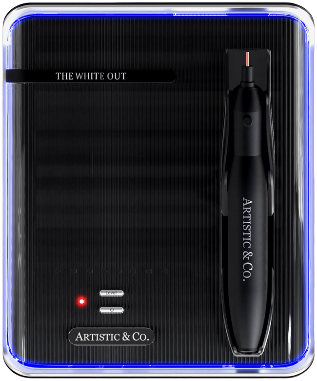 THE WHITE OUT - ARTISTIC&CO. ｜オフィシャルサイト