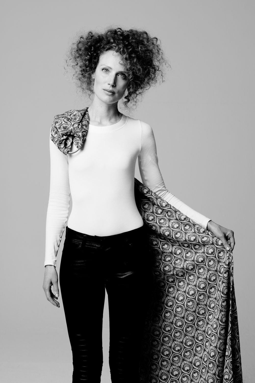 リングスリング | 使用説明図 |アーティポッぺ