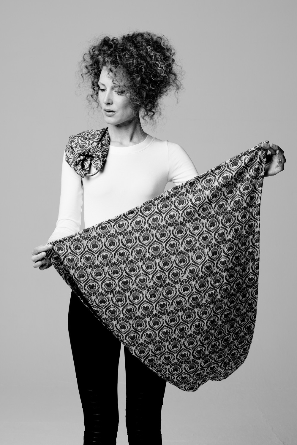 リングスリング | 使用説明図 |アーティポッぺ