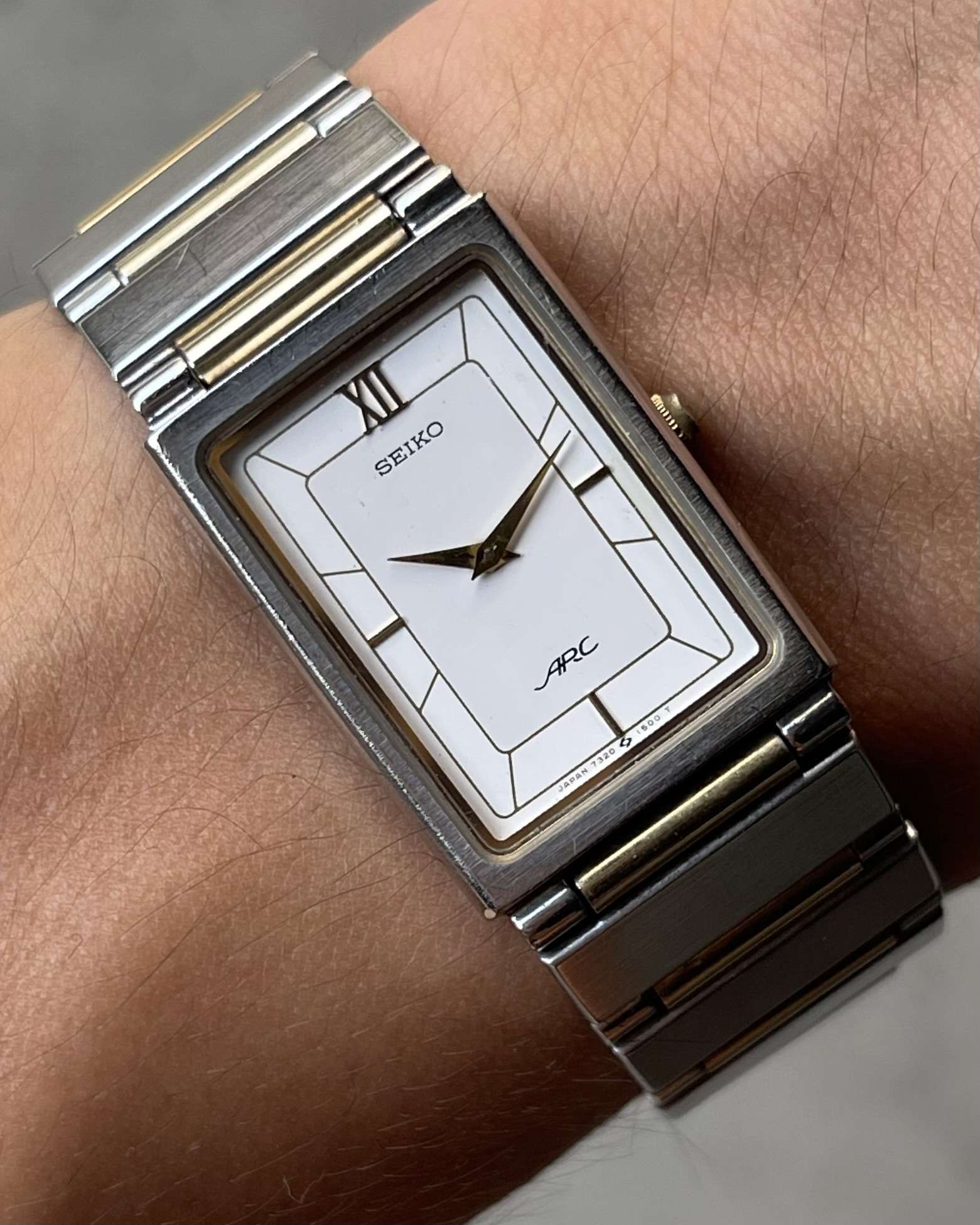 SEIKO ARC 7320 VINTAGE QUARTZ WATCH | Artizen Store