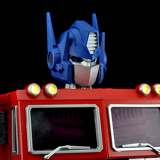 ULTIMETAL UM-01 OPTIMUS PRIME