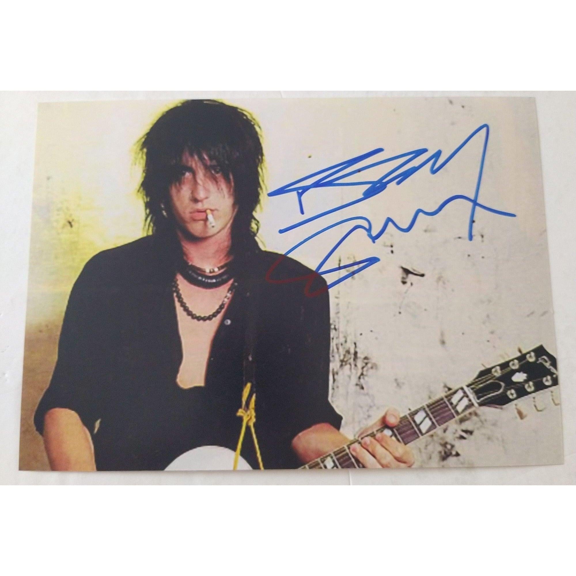 Izzy Stradlin, Guns n' Roses, 5x7, photo, signed - Awesome Artifacts