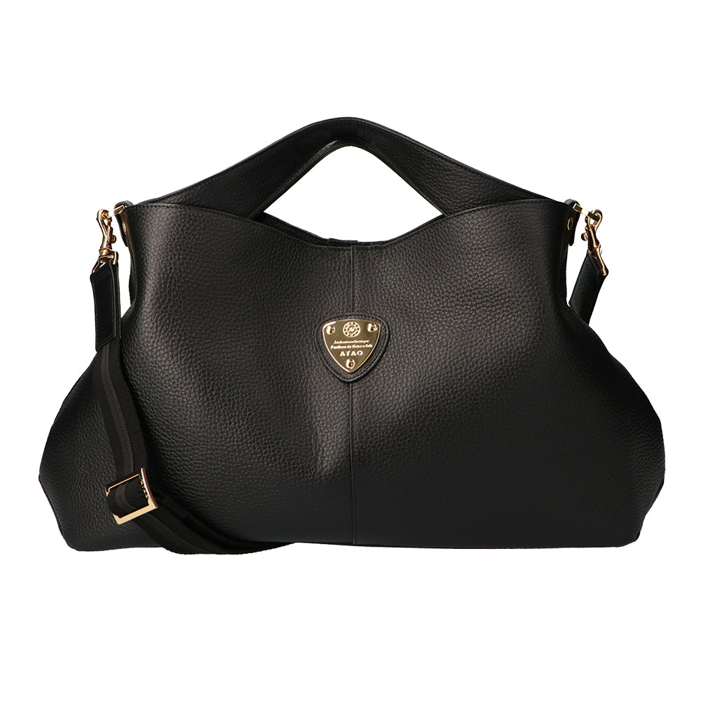 ソフトレザーのバッグは質感の良さが魅力！シーン別のおすすめ形状