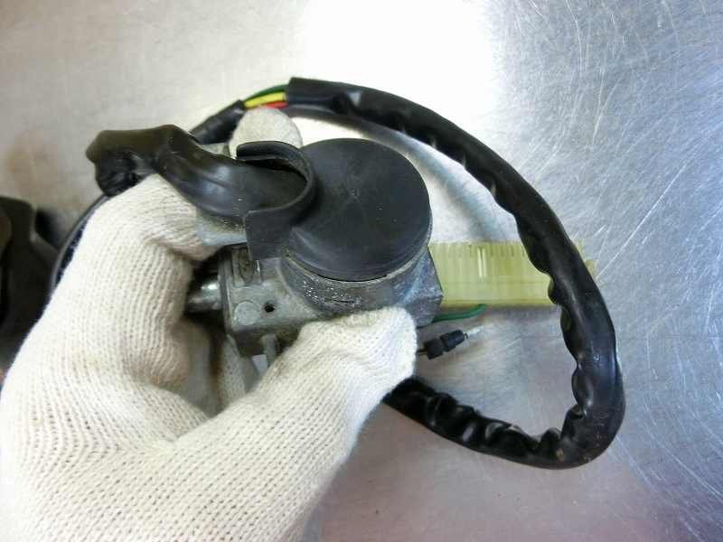 NS250R 純正キー3点フルセット、メインキーシリンダー、ガソリンタンク