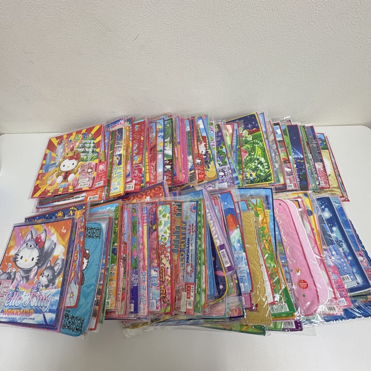 ハローキティ ご当地 タオルの値段と価格推移は？｜84件の売買データ