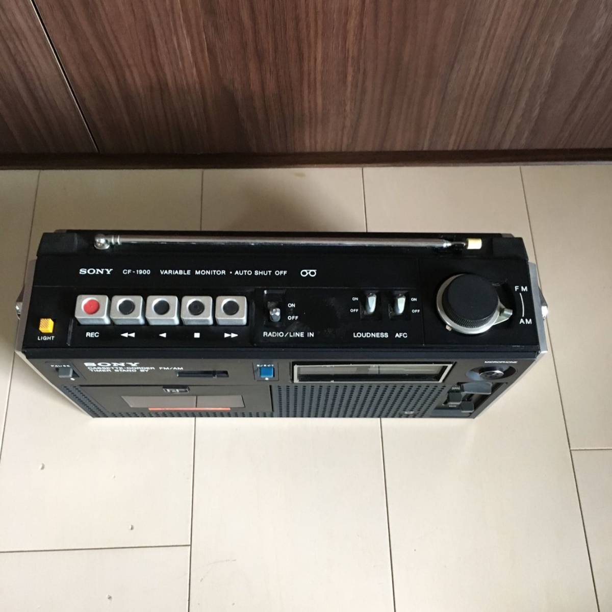 ジャンク品SONY SONY CF-1900 ラジオカセットレコーダー ジャンク