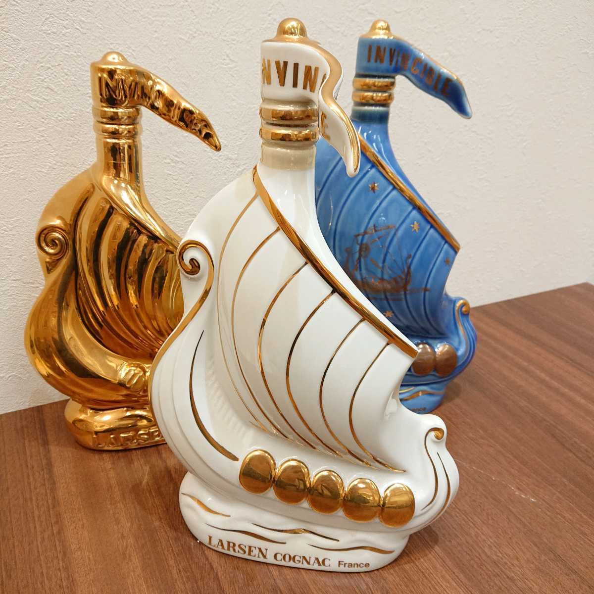 バイキング船型 銀製装飾品セット (卓上 塩または辛子入れ