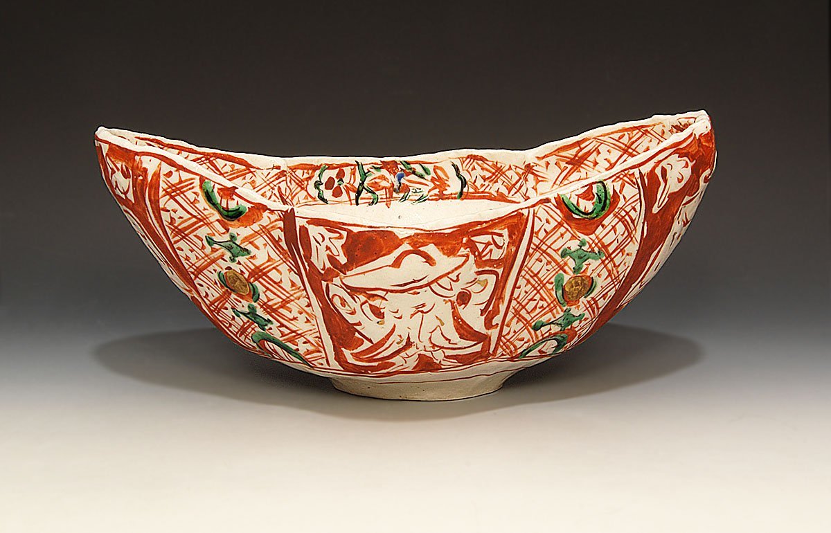 人気作家 黒岩卓実 変形鉢 赤絵 陶芸 人気作家 黒岩卓実 変形鉢 赤絵