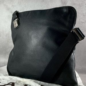 バリー ショルダーバッグの値段と価格推移は？｜675件の売買データから