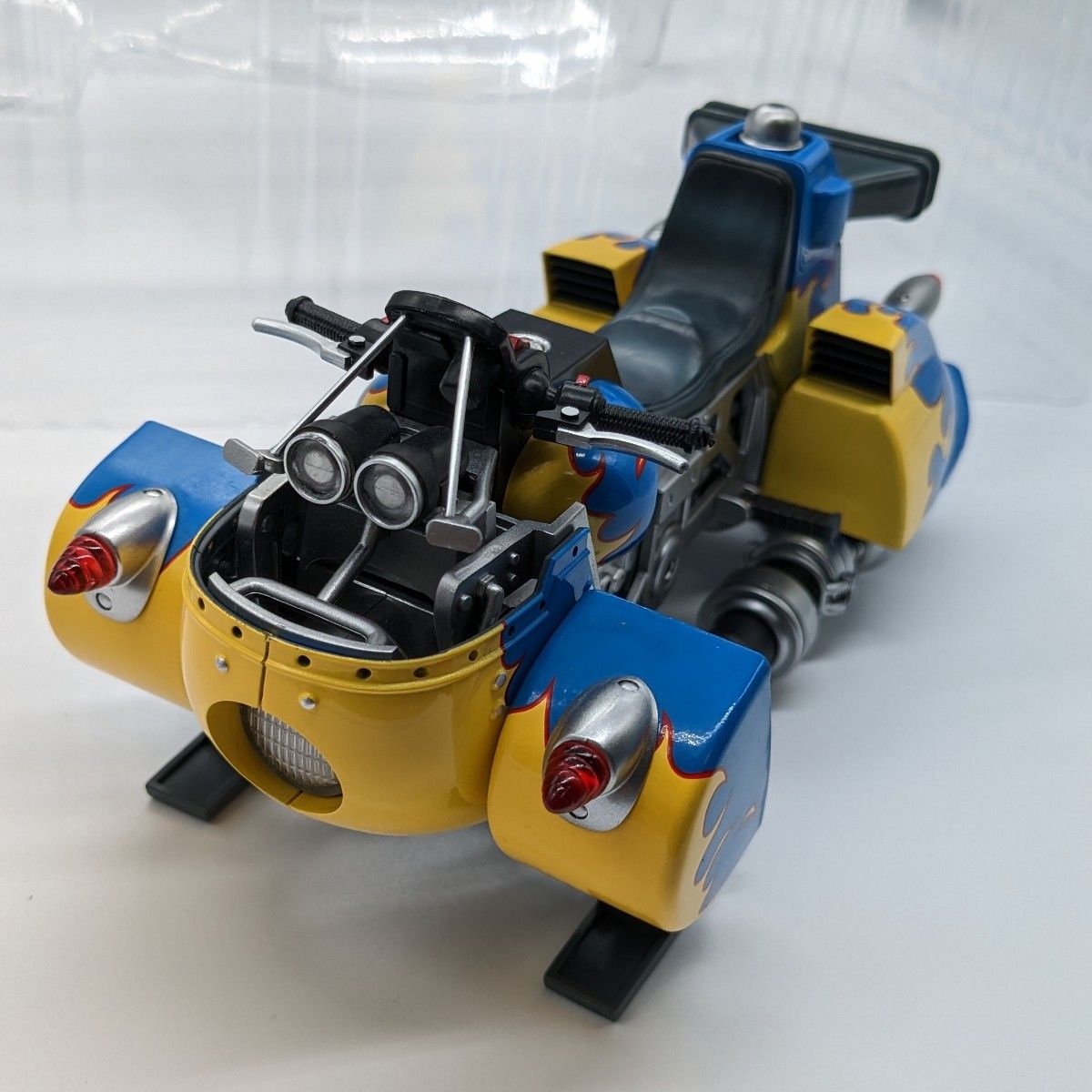 ドラゴンボール デスクトップリアルマッコイ 人造人間17号＆18号