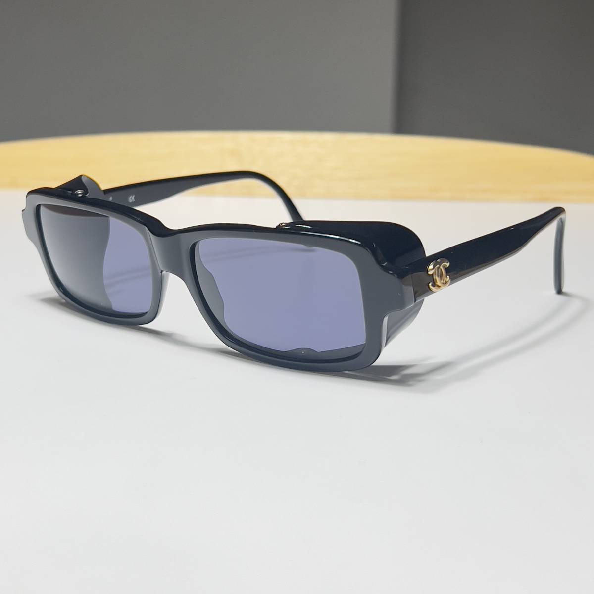 美品 CHANEL シャネル サイドカバー付き ヴィンテージ サングラス ココ