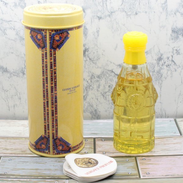 未使用 ヴェルサーチ イエロージーンズ 75ml ヴェルサーチイエロー