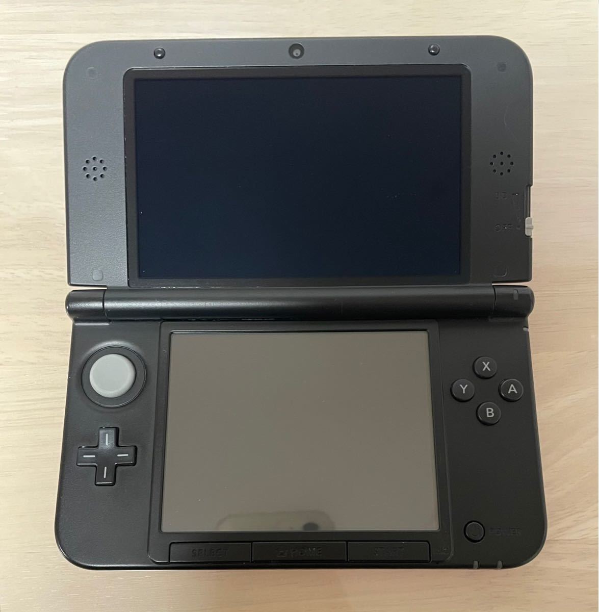 ニンテンドー3DS本体(多少の故障あり)&充電器付き ニンテンドー3DS本体
