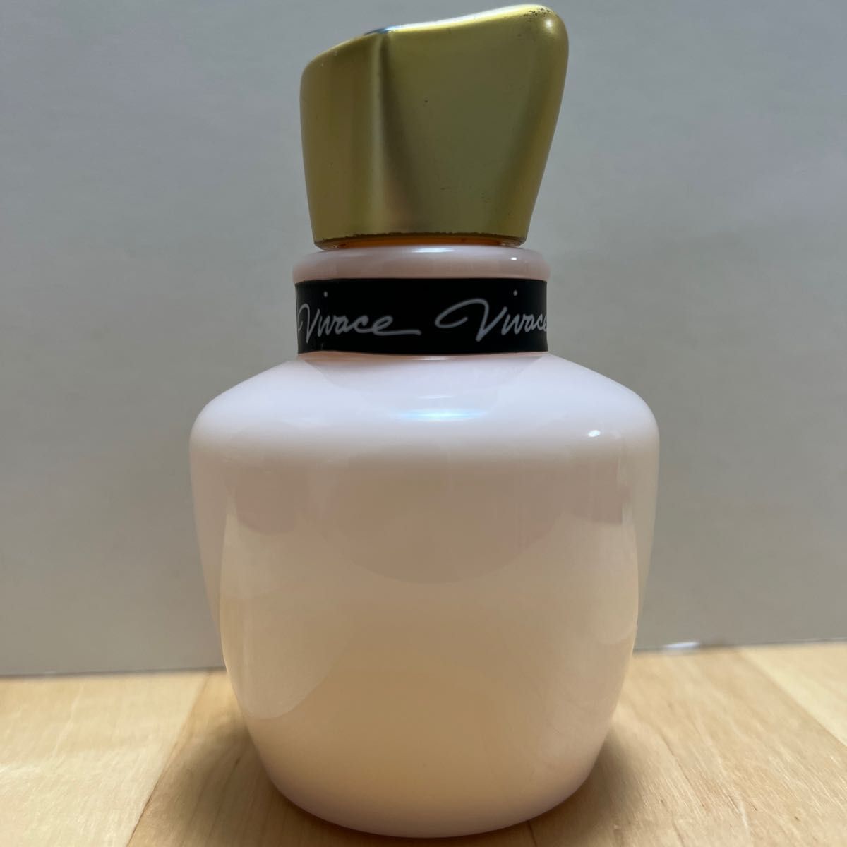 廃盤 レア 資生堂 ビバーチェ Vivace パウダーコロン ベビーフローラル