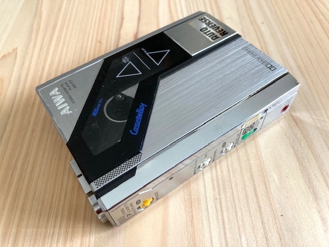 即決【整備済完動品】AIWA カセットボーイ HS-P7 シルバー カセット