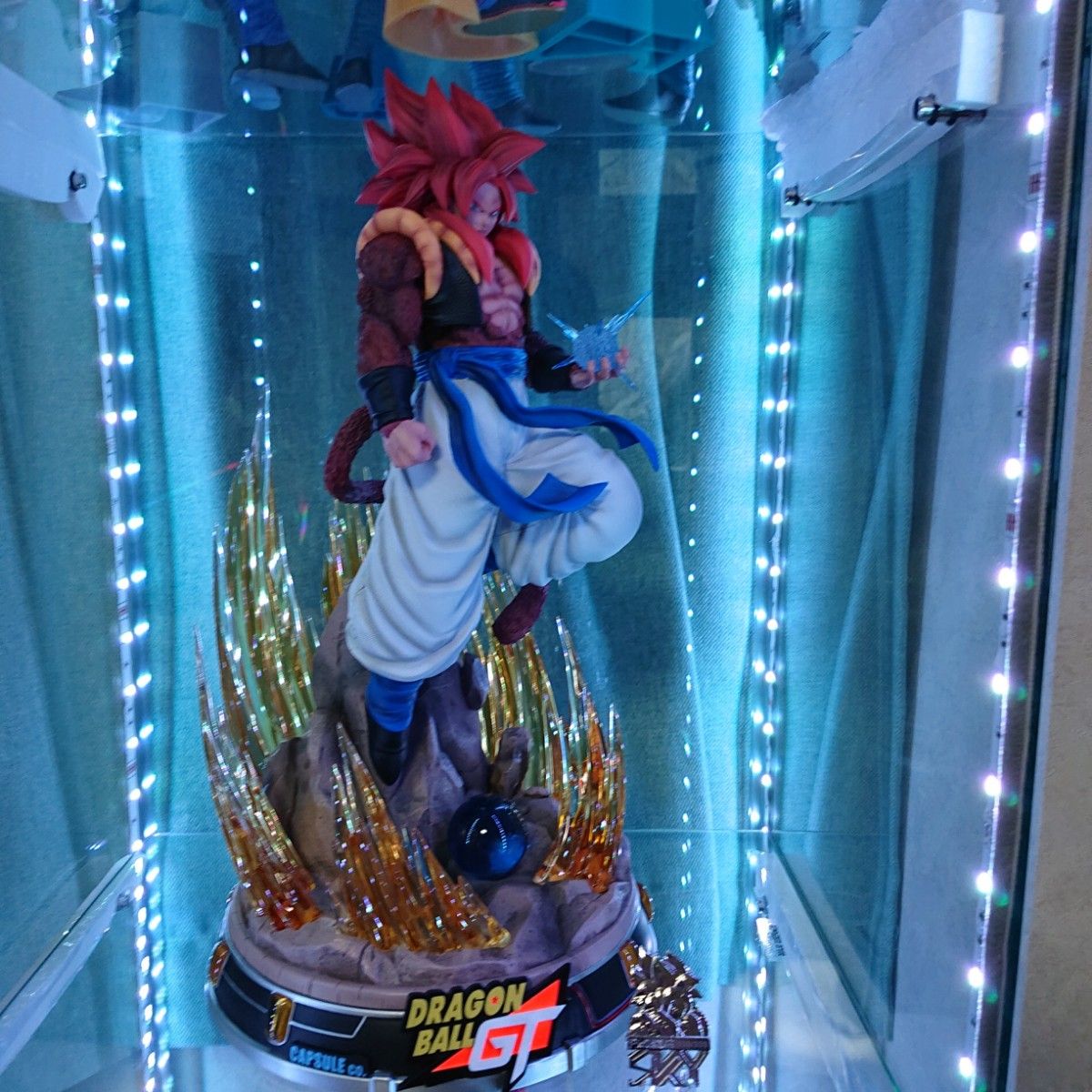 値下げok ドラゴンボール ガレージキット スーパーサイヤ人4 ゴジータ