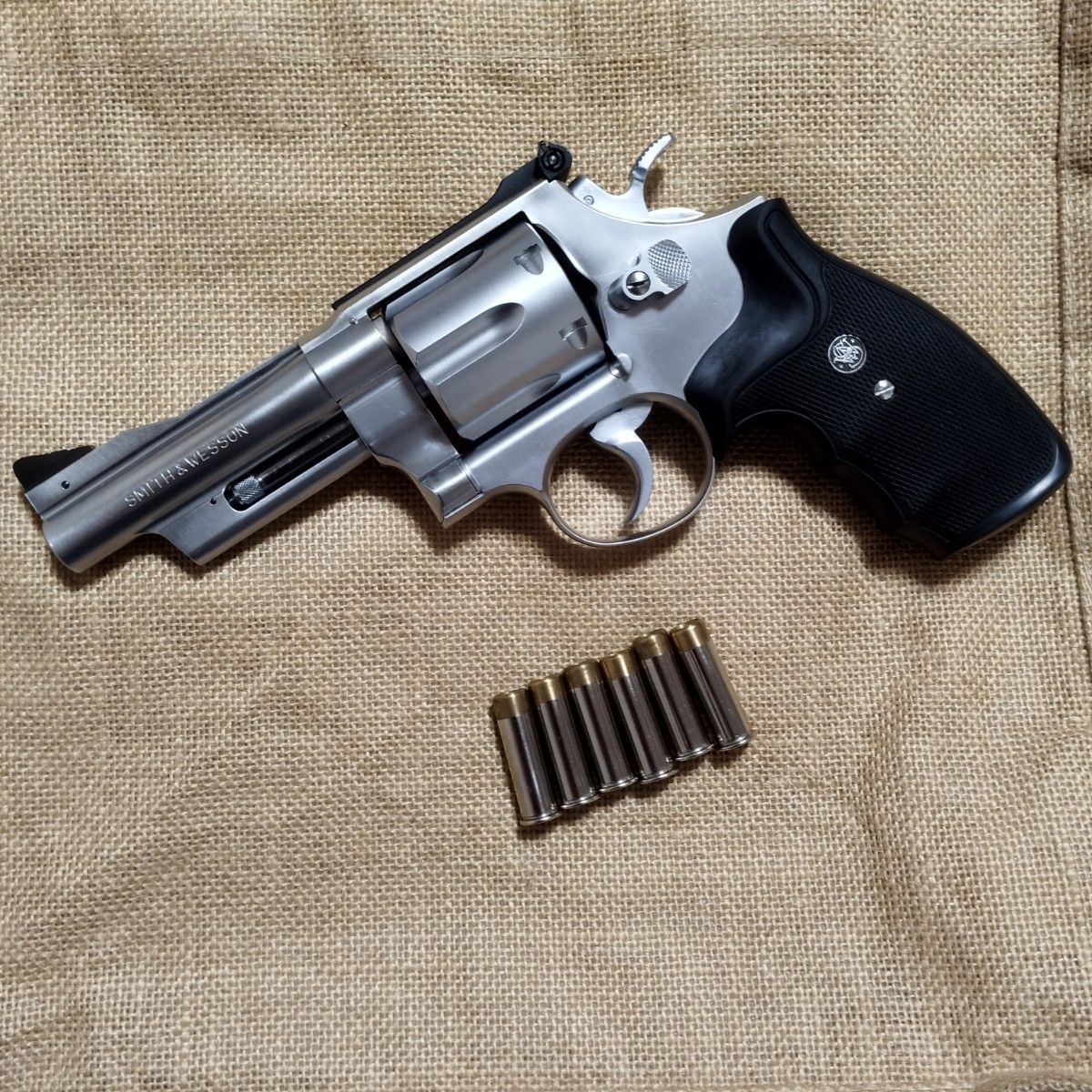 コクサイ S&W M629 4インチ マウンテンリボルバー カート式ガスガン