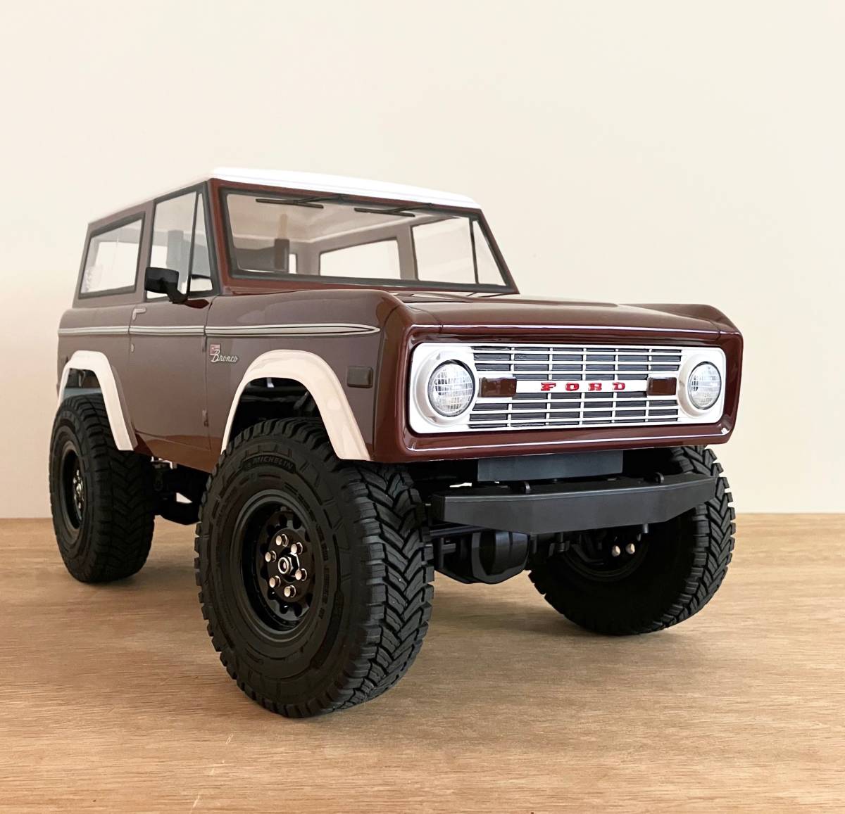 Yahoo!オークション - タミヤ フォード ブロンコ 1973 塗装済みボディ