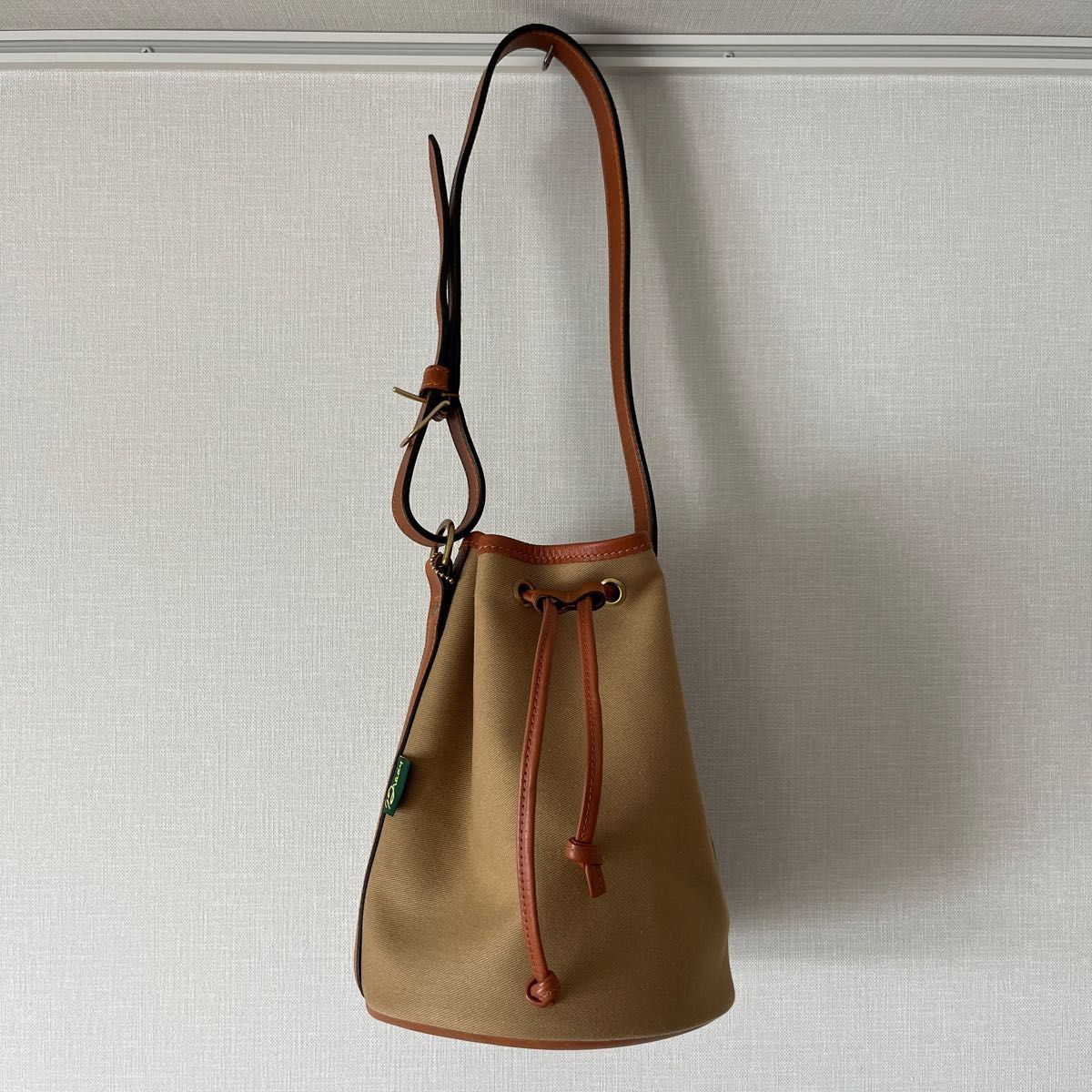 Brady ブレディCALDER MINI 巾着 バッグ ベージュ｜Yahoo!フリマ（旧