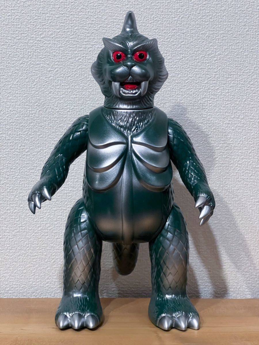 Yahoo!オークション - マルサン 世紀の大怪獣 ゴメス450 昭和二期イメ