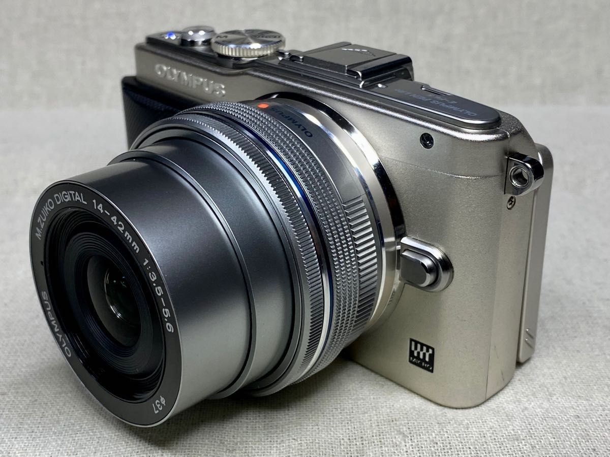 オリンパス PEN lite E-PL5 + 14-42mm 電動パンケーキズームレンズ