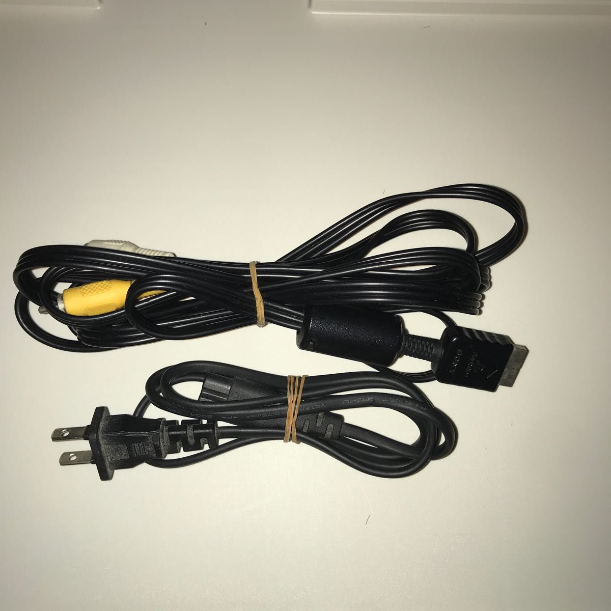 ps2 SCPH-90000 本体 三端子ケーブル メガネ端子ケーブル｜Yahoo