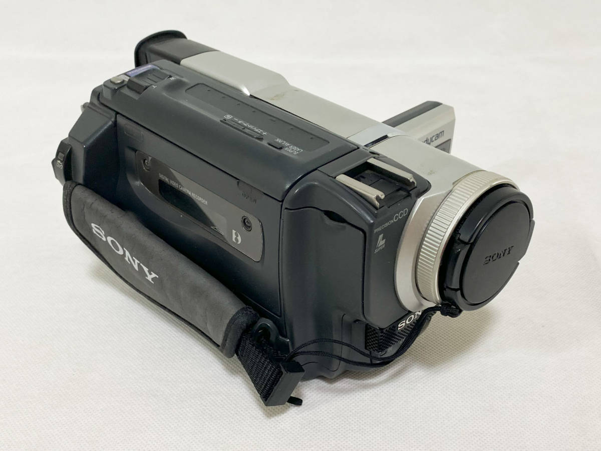 動作OK】CCD-TR250 SONY 8mmビデオカメラ 124 動作OK】CCD-TR250 SONY