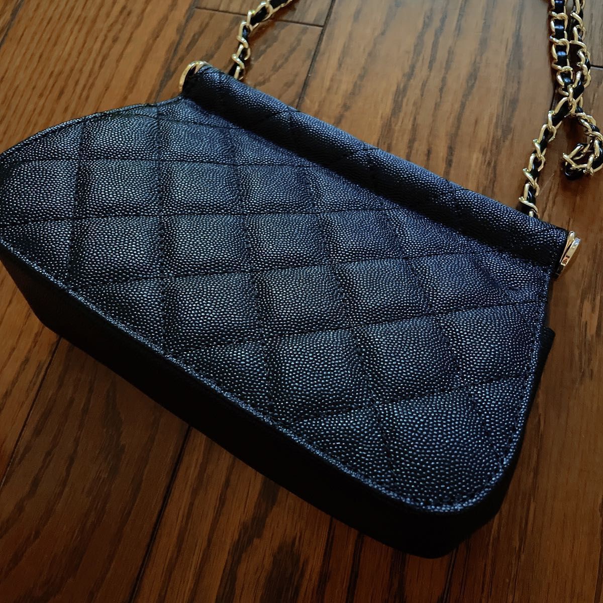 シャネル ノベルティ ショルダーバッグ マトラッセ カーフスキン