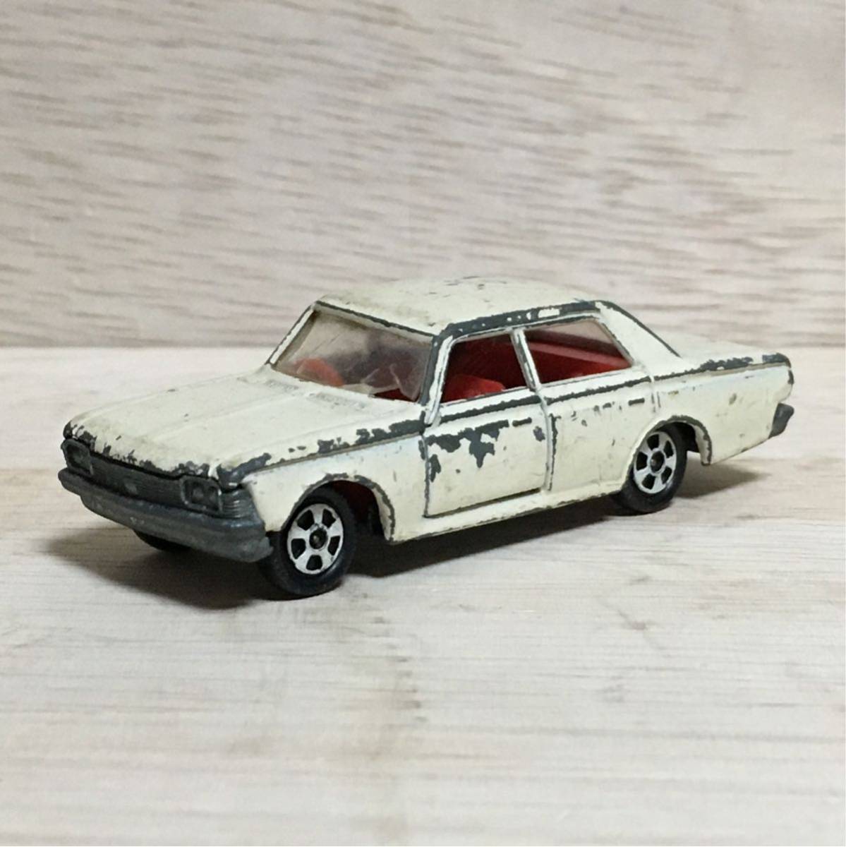 Yahoo!オークション - 極レア トミカ 黒箱 3 日本製 JAPAN 1Aホイール