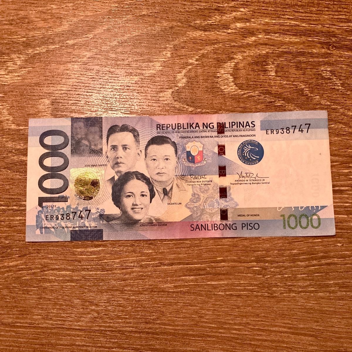 追跡あり フィリピンペソ 1000ペソ 紙幣｜Yahoo!フリマ（旧PayPayフリマ）