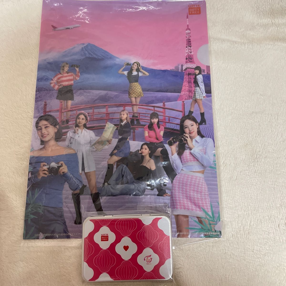 TWICE ロッテ免税店 銀座店 クリアファイル トレカ 缶ケース 限定