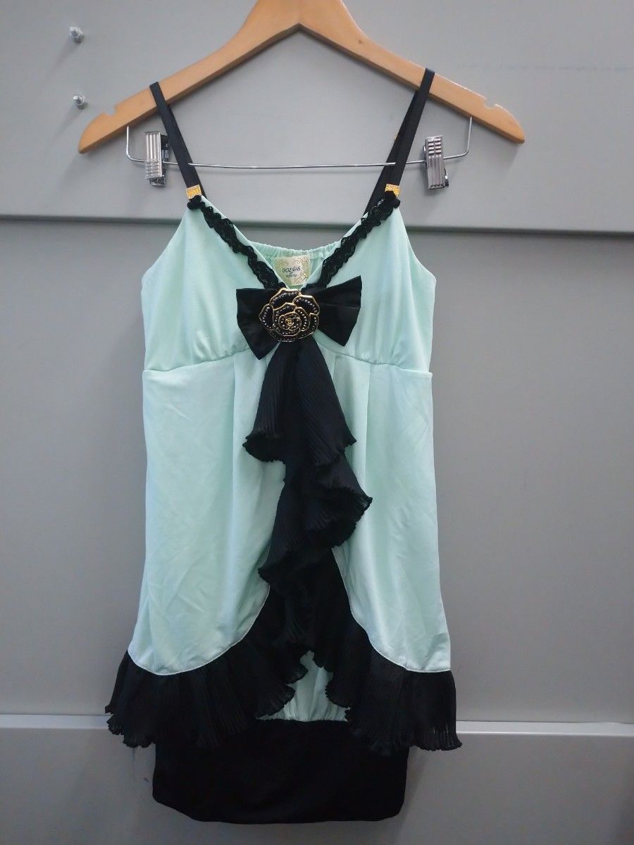 新品 未使用 ゴールズインフィニティ GOLDS infinity ラッフル キャミ