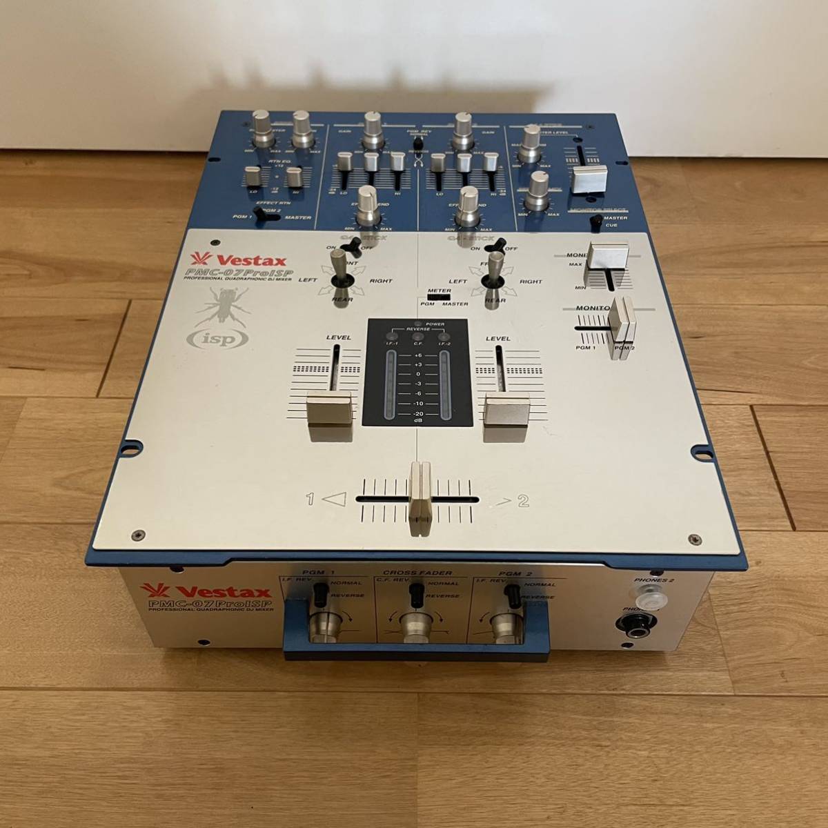 完動品 VESTAX PMC-07Pro ISP DJミキサー Q-BERT INVISIBL SKRATCH
